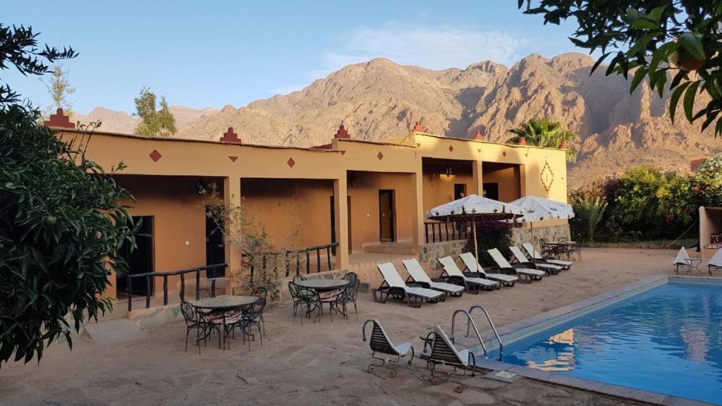 Click Excursions Tafraoute Hotel Taddart Екстериор снимка