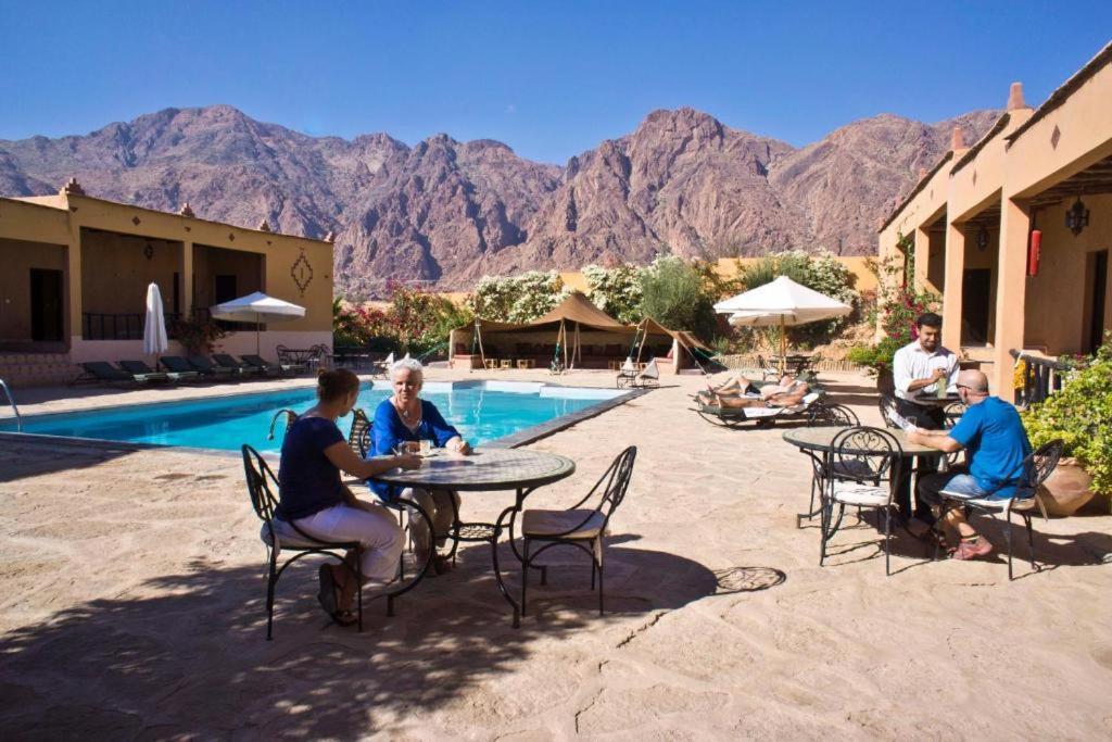 Click Excursions Tafraoute Hotel Taddart Екстериор снимка
